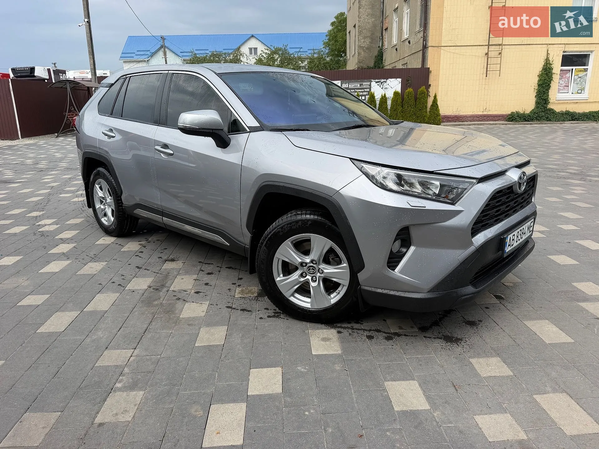 2021 Toyota RAV 4 - фото 1