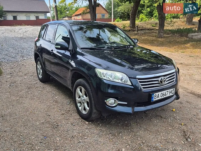 Toyota RAV4 2010