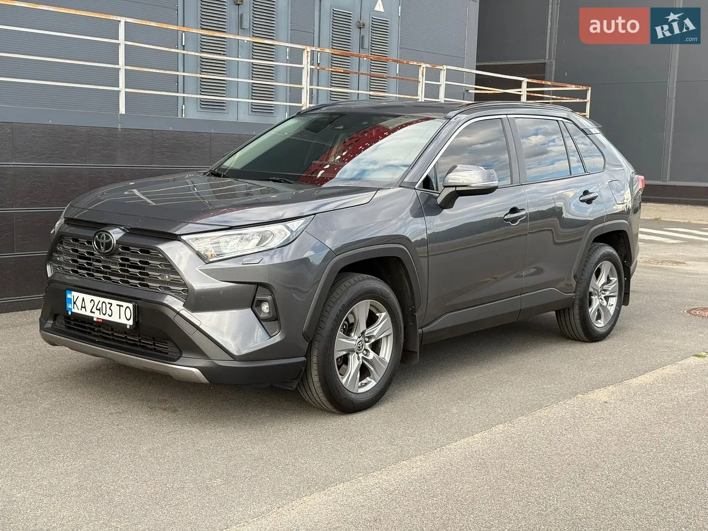 2023 Toyota RAV 4 - фото 1