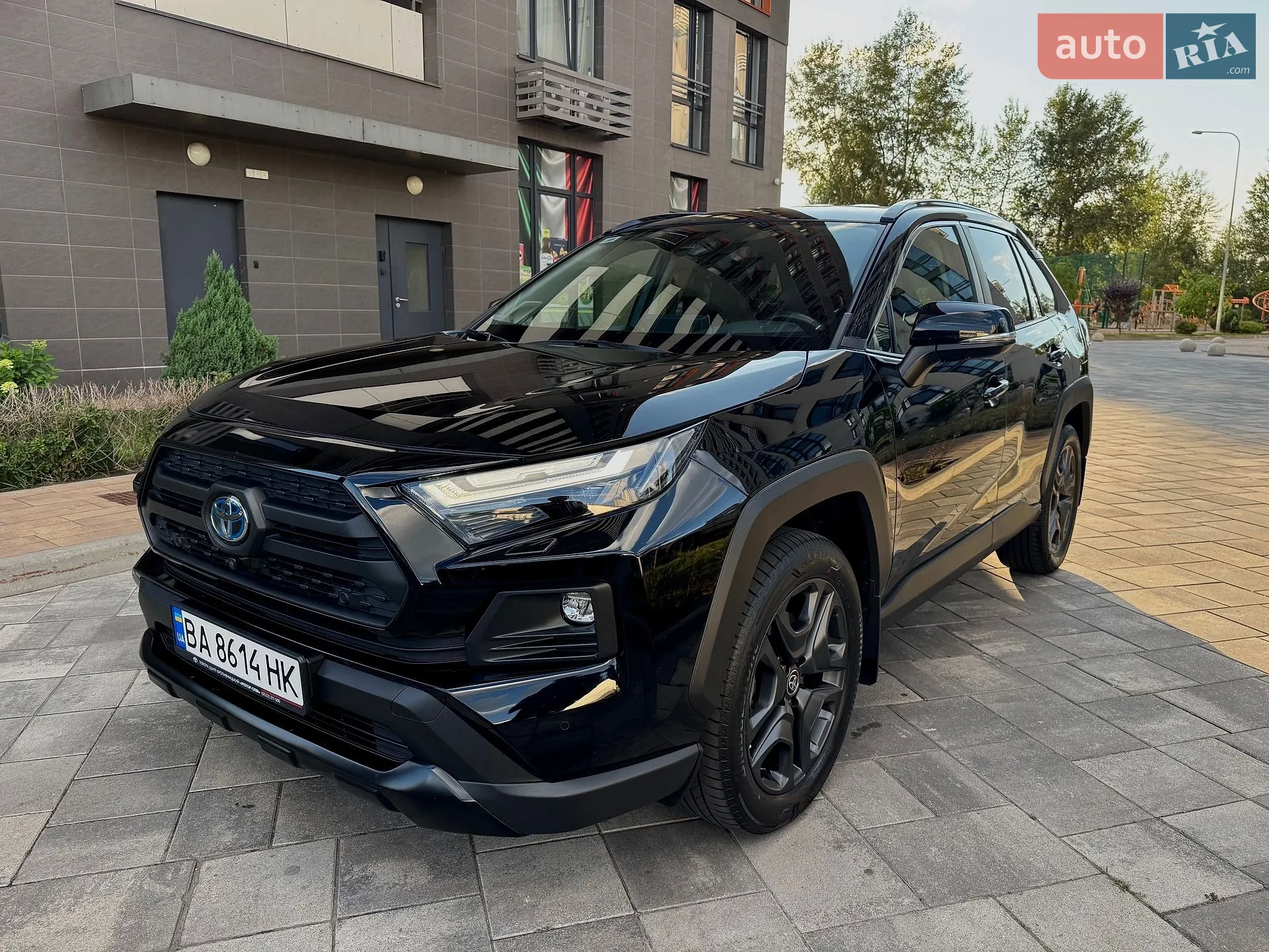 2022 Toyota RAV 4 - мініатюра 8