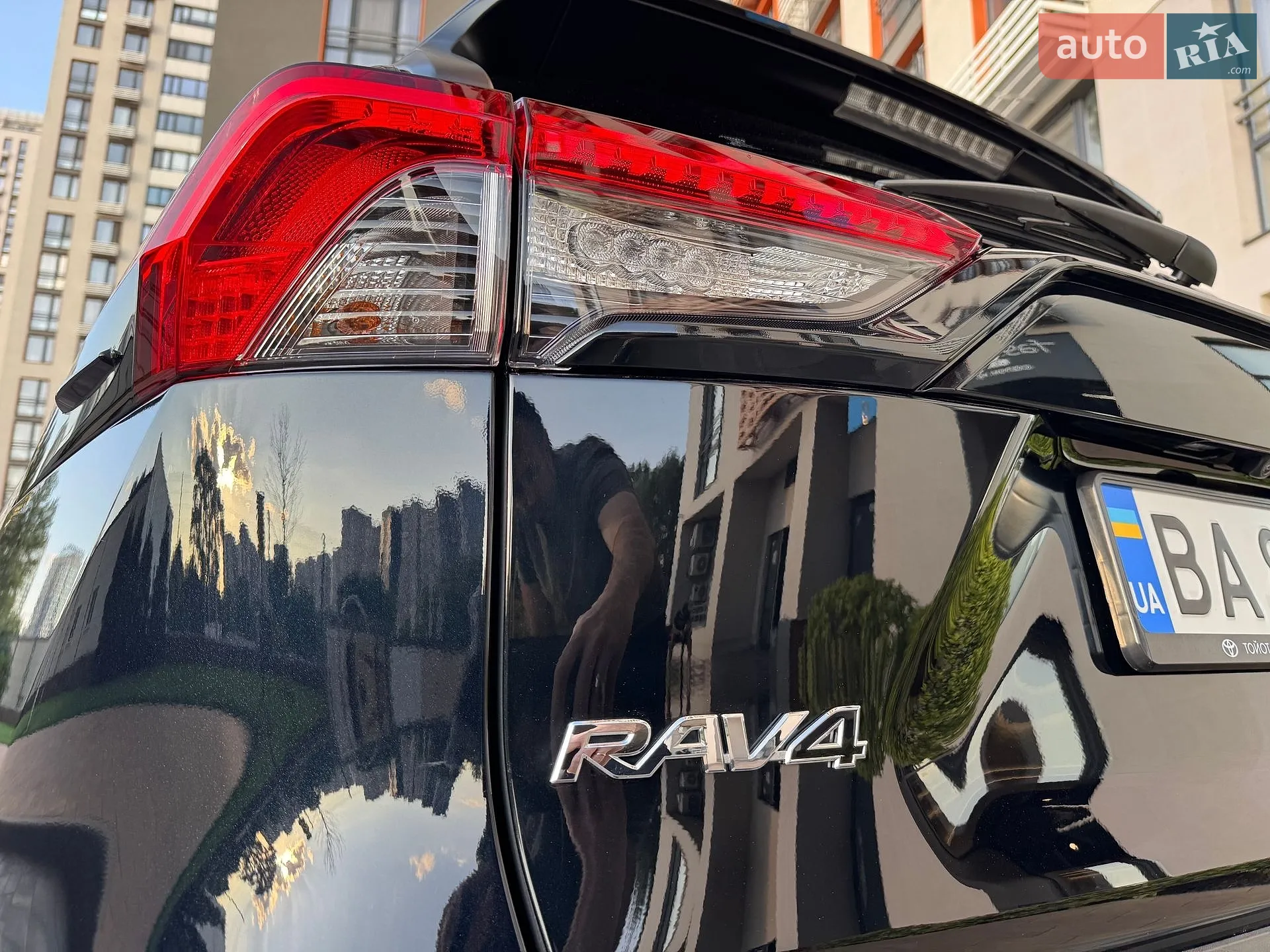2022 Toyota RAV 4 - мініатюра 16