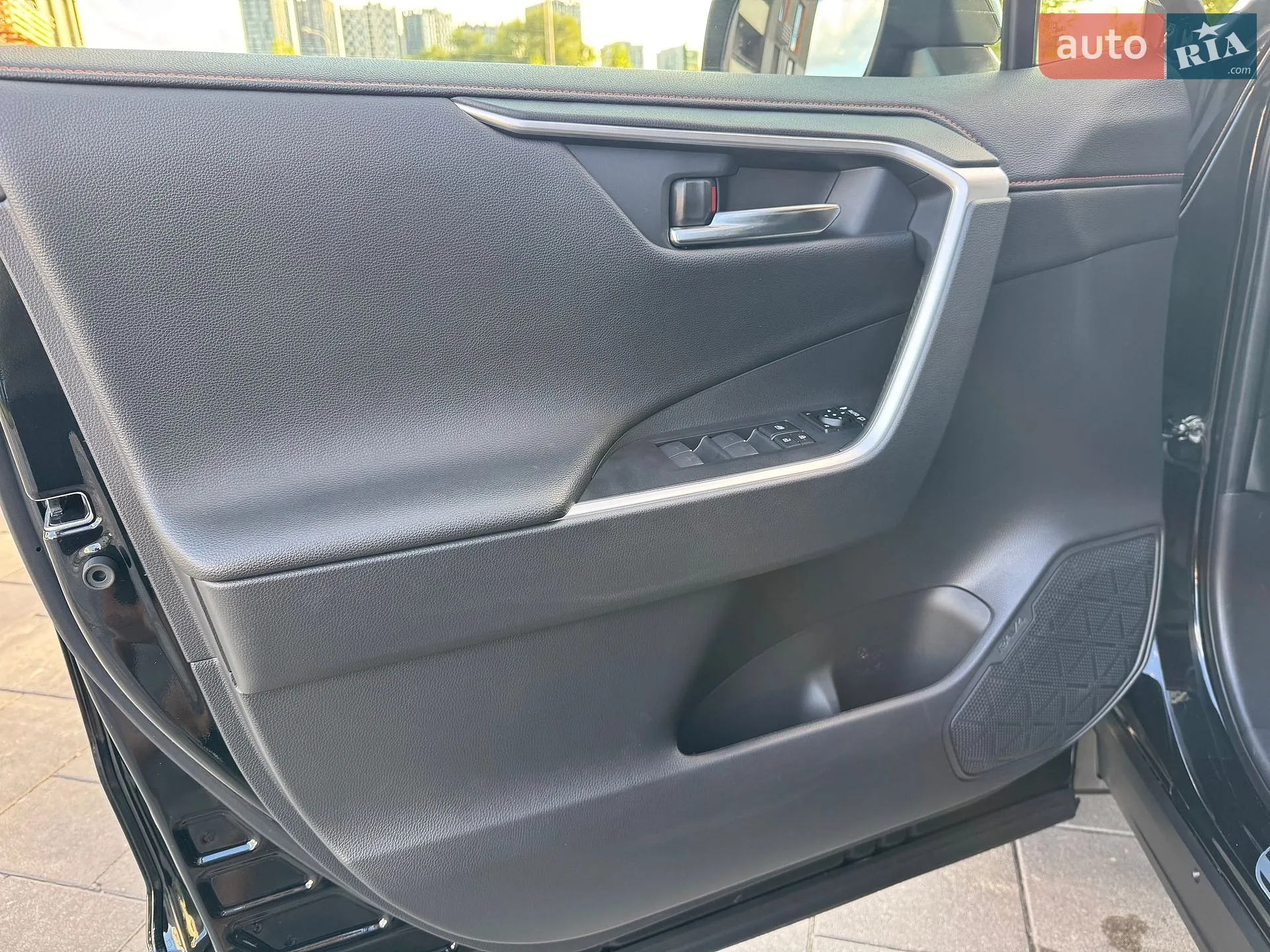 2022 Toyota RAV 4 - мініатюра 47