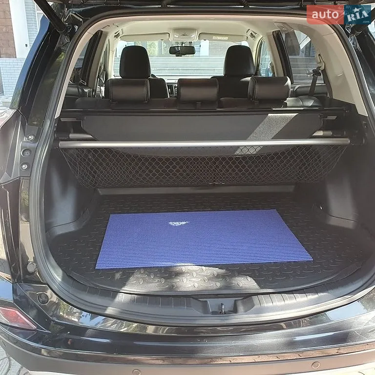 2016 Toyota RAV 4 - мініатюра 10