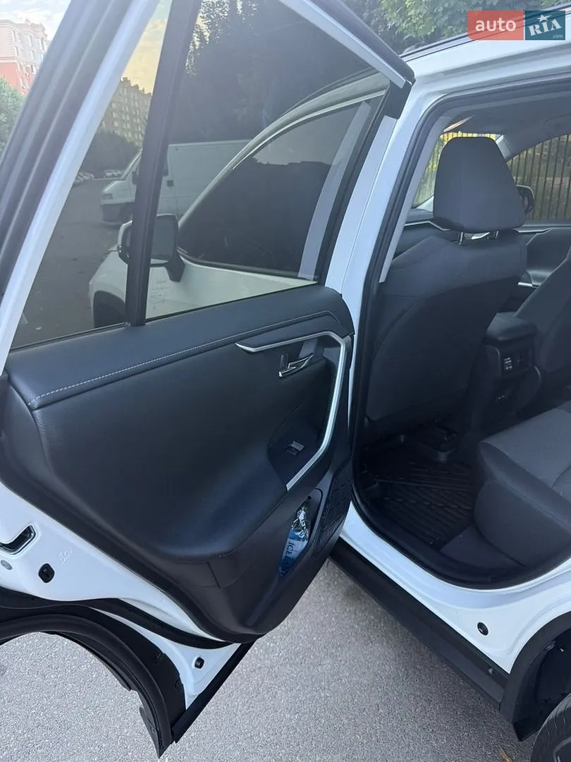 2023 Toyota RAV 4 - мініатюра 9