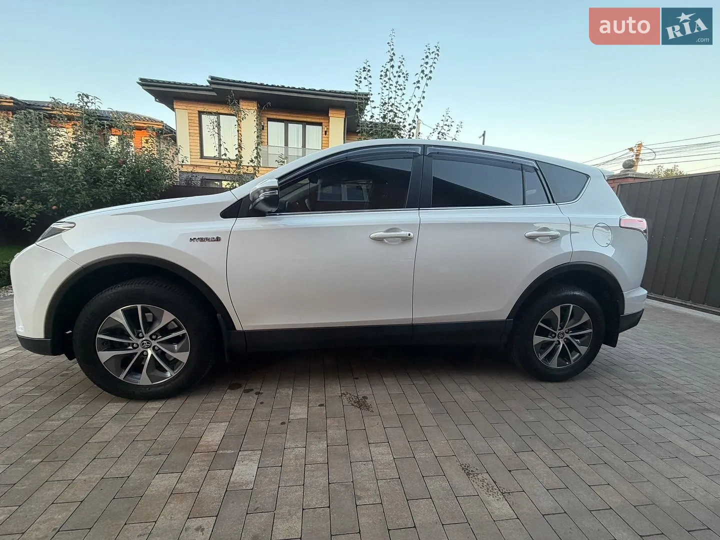 2017 Toyota RAV 4 - мініатюра 8