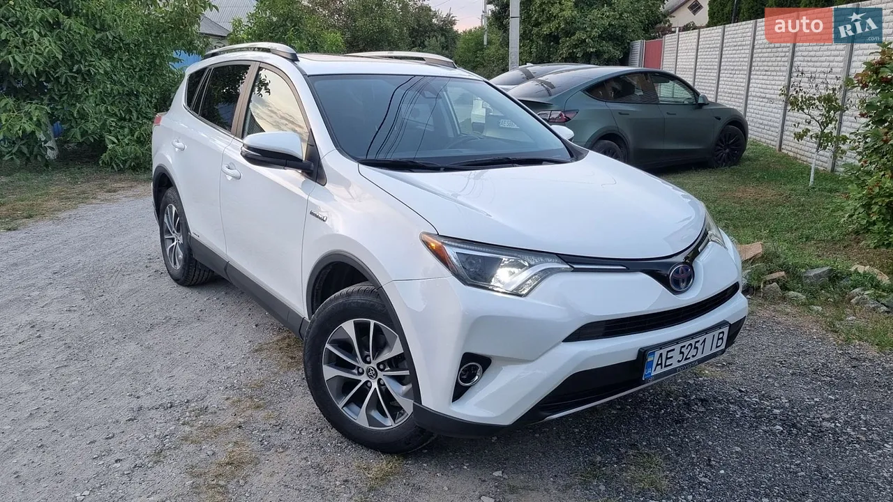 2016 Toyota RAV 4 - мініатюра 11