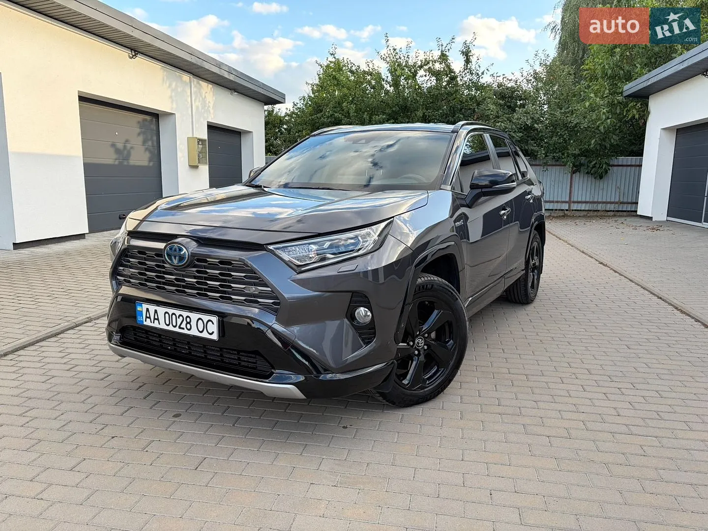 2019 Toyota RAV 4 - фото 1