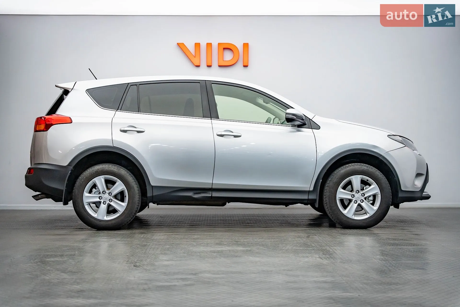 2013 Toyota RAV 4 - мініатюра 4