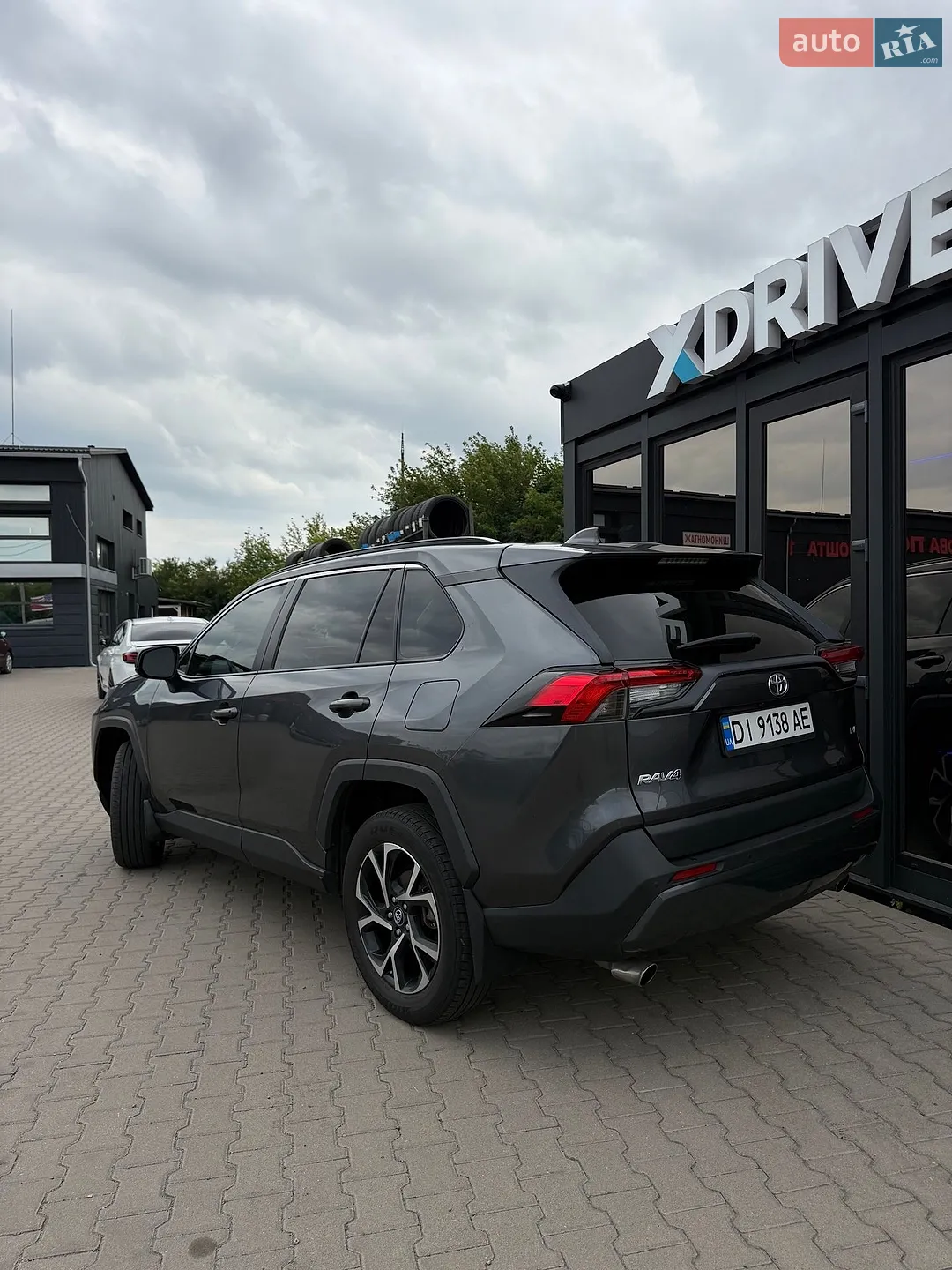 2020 Toyota RAV 4 - мініатюра 7