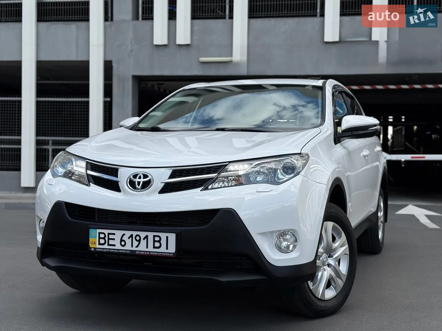 2014 Toyota RAV 4 - мініатюра 11