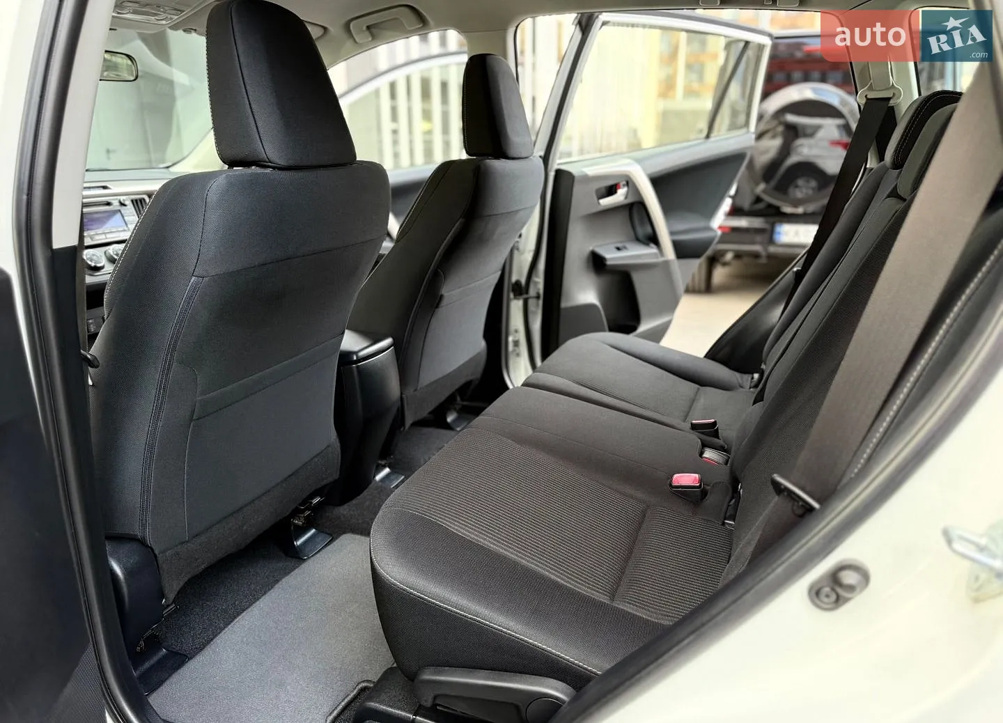 2014 Toyota RAV 4 - мініатюра 39