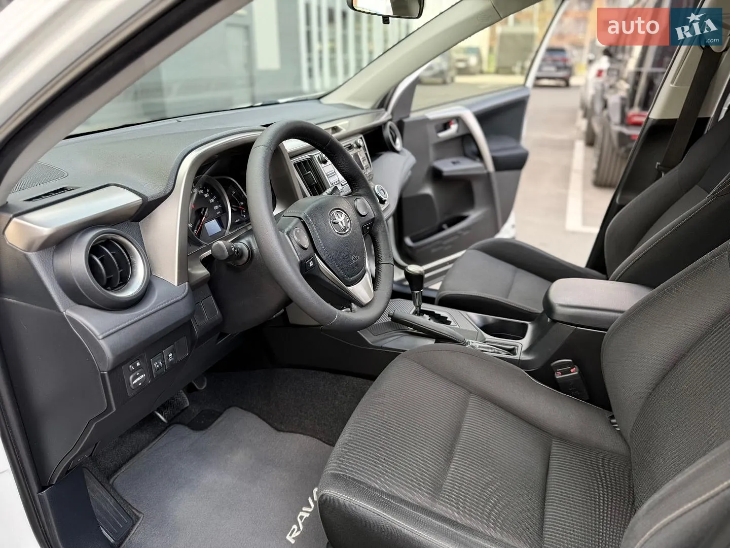 2014 Toyota RAV 4 - мініатюра 46