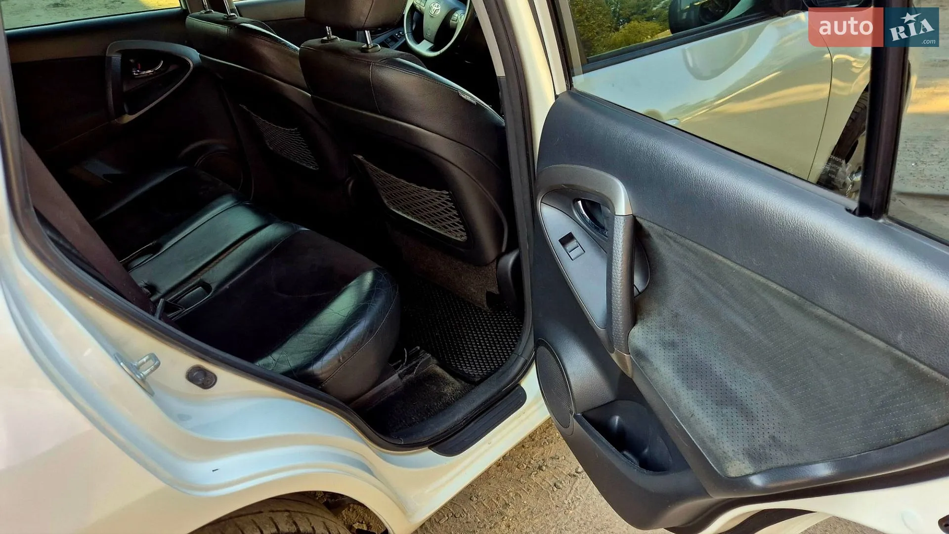 2012 Toyota RAV 4 - мініатюра 18