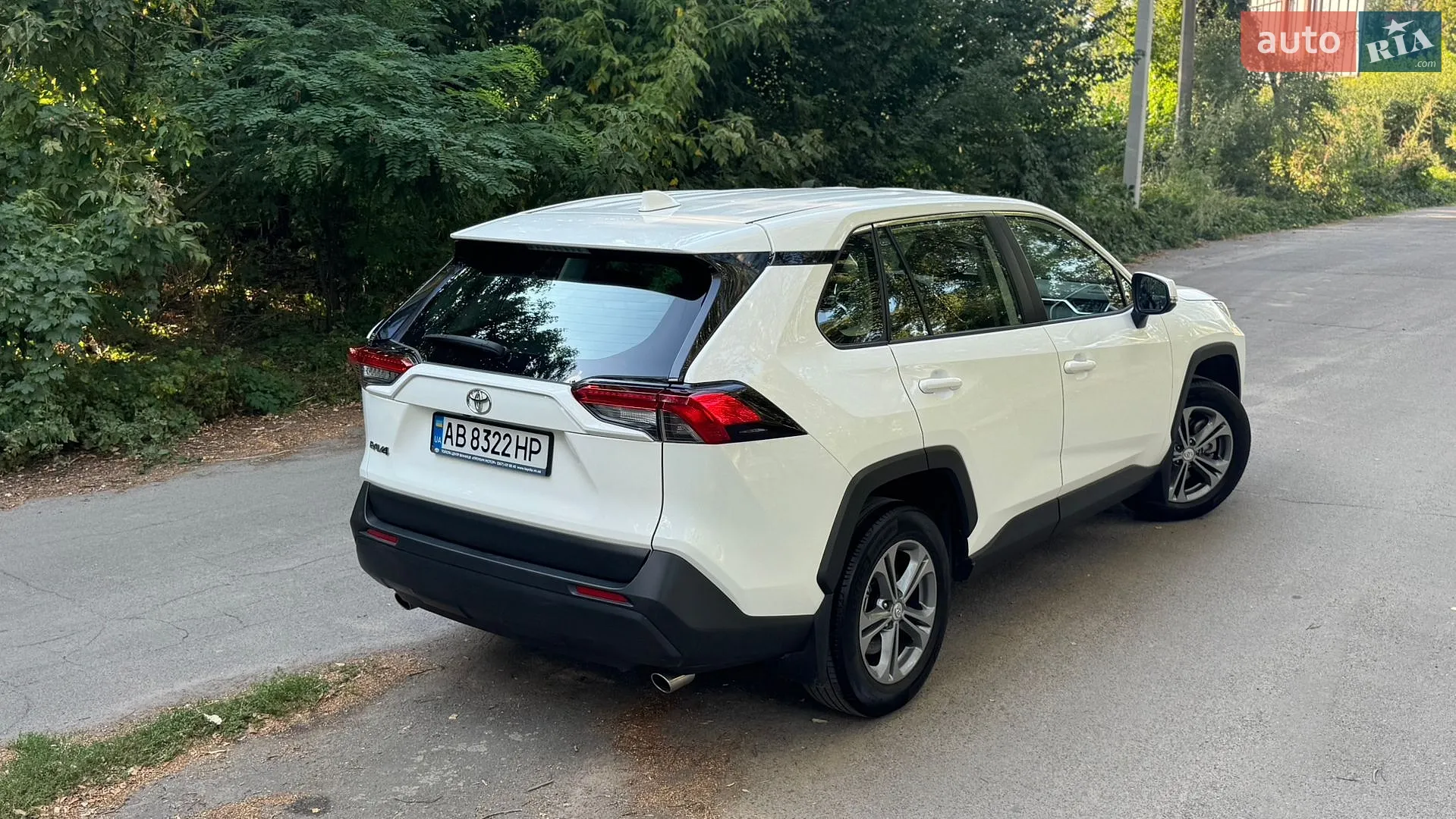 2020 Toyota RAV 4 - мініатюра 16