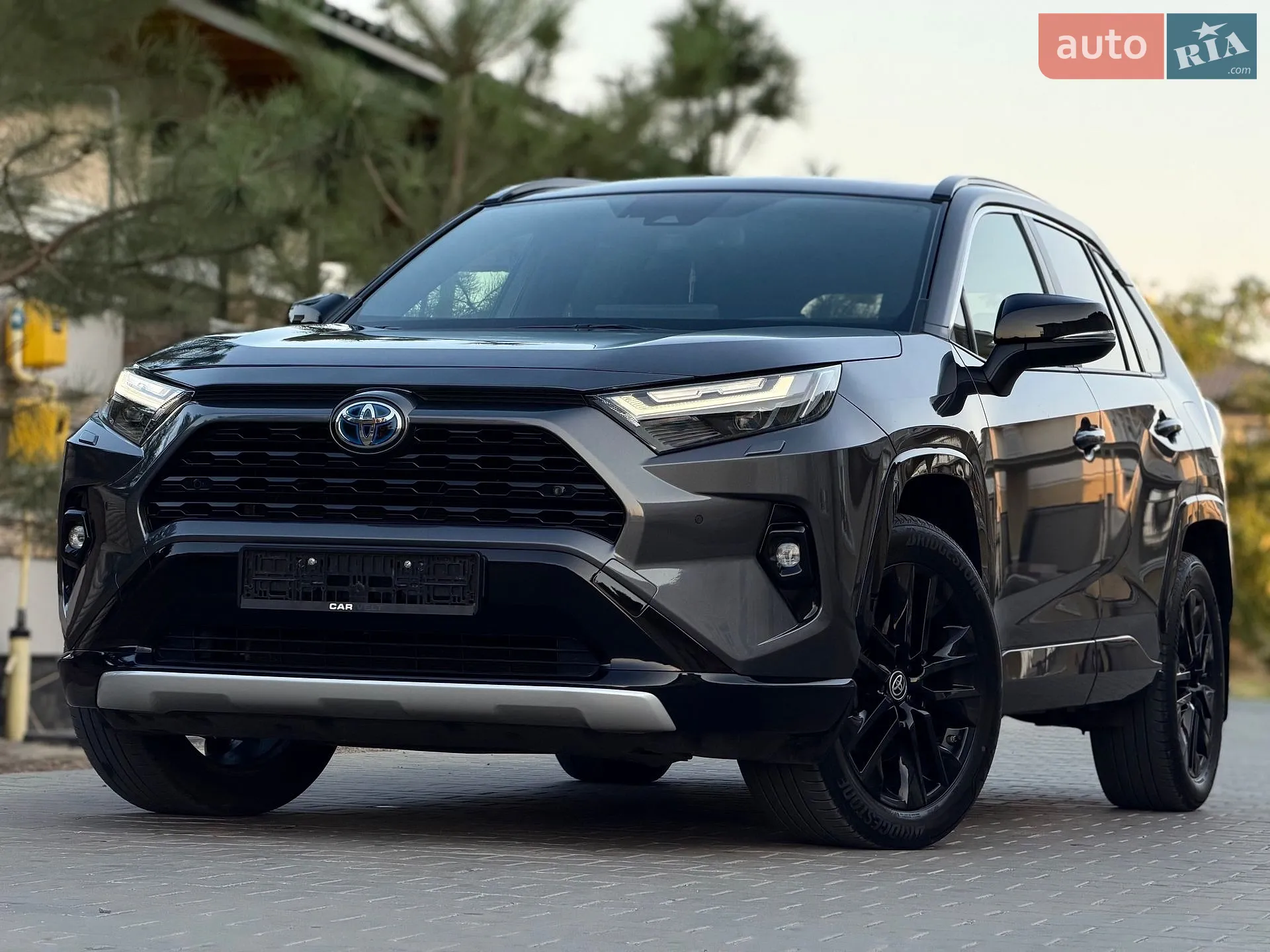 2023 Toyota RAV 4 - фото 1