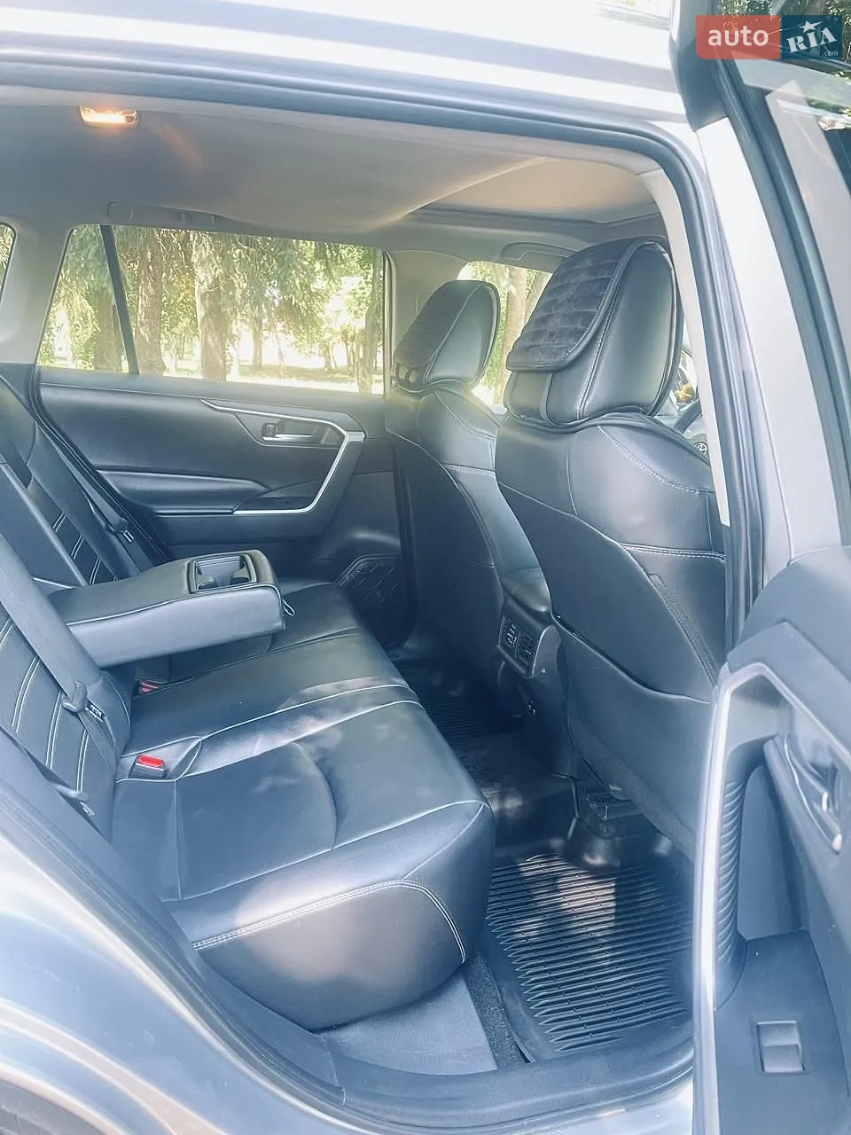 2019 Toyota RAV 4 - мініатюра 14
