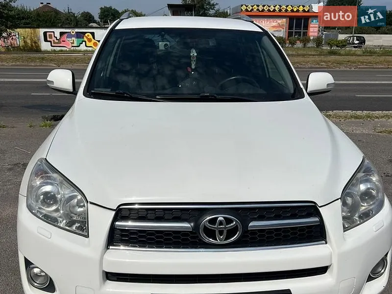 Toyota RAV4 2009