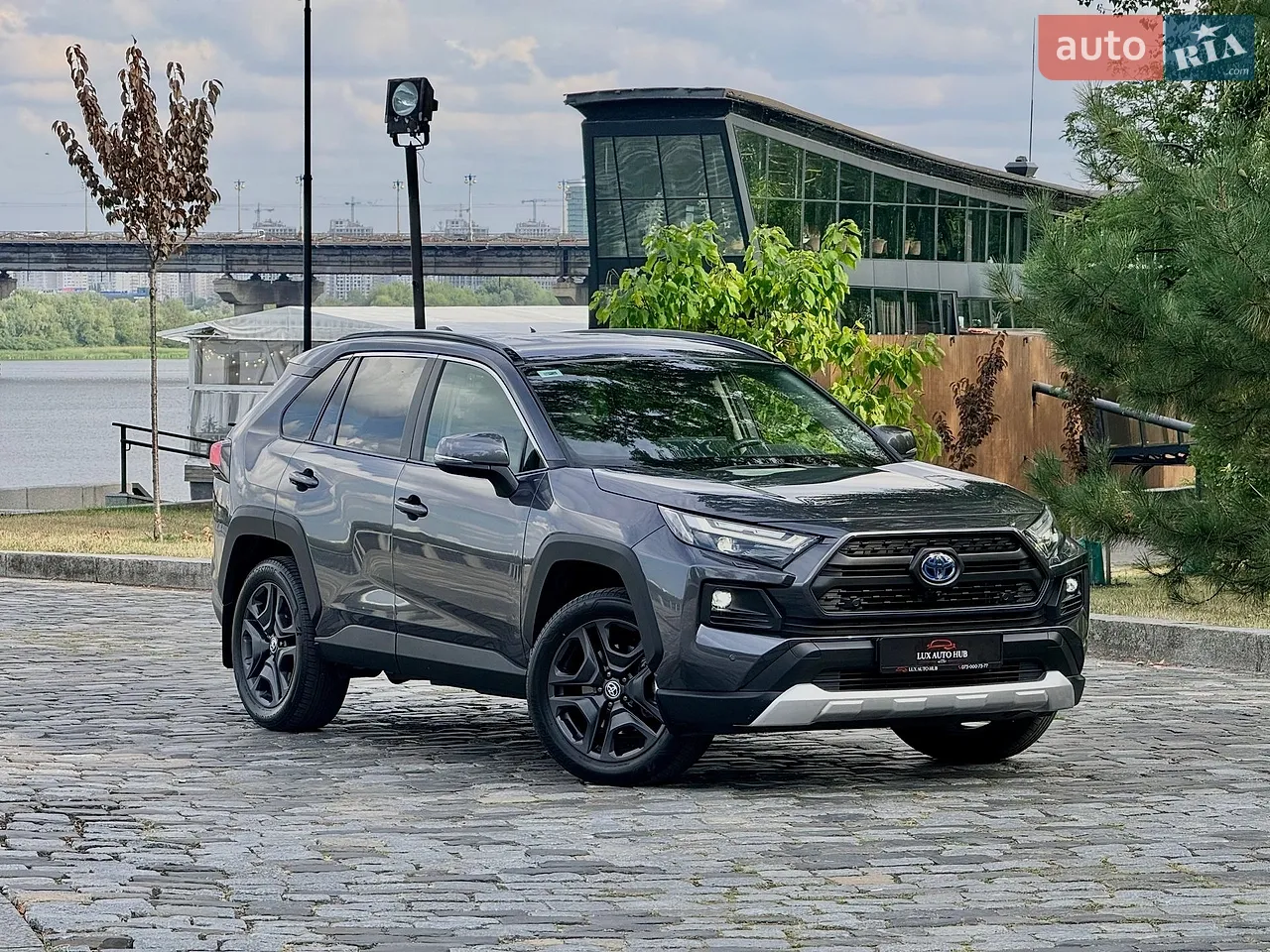 2024 Tesla Model Y - мініатюра 225