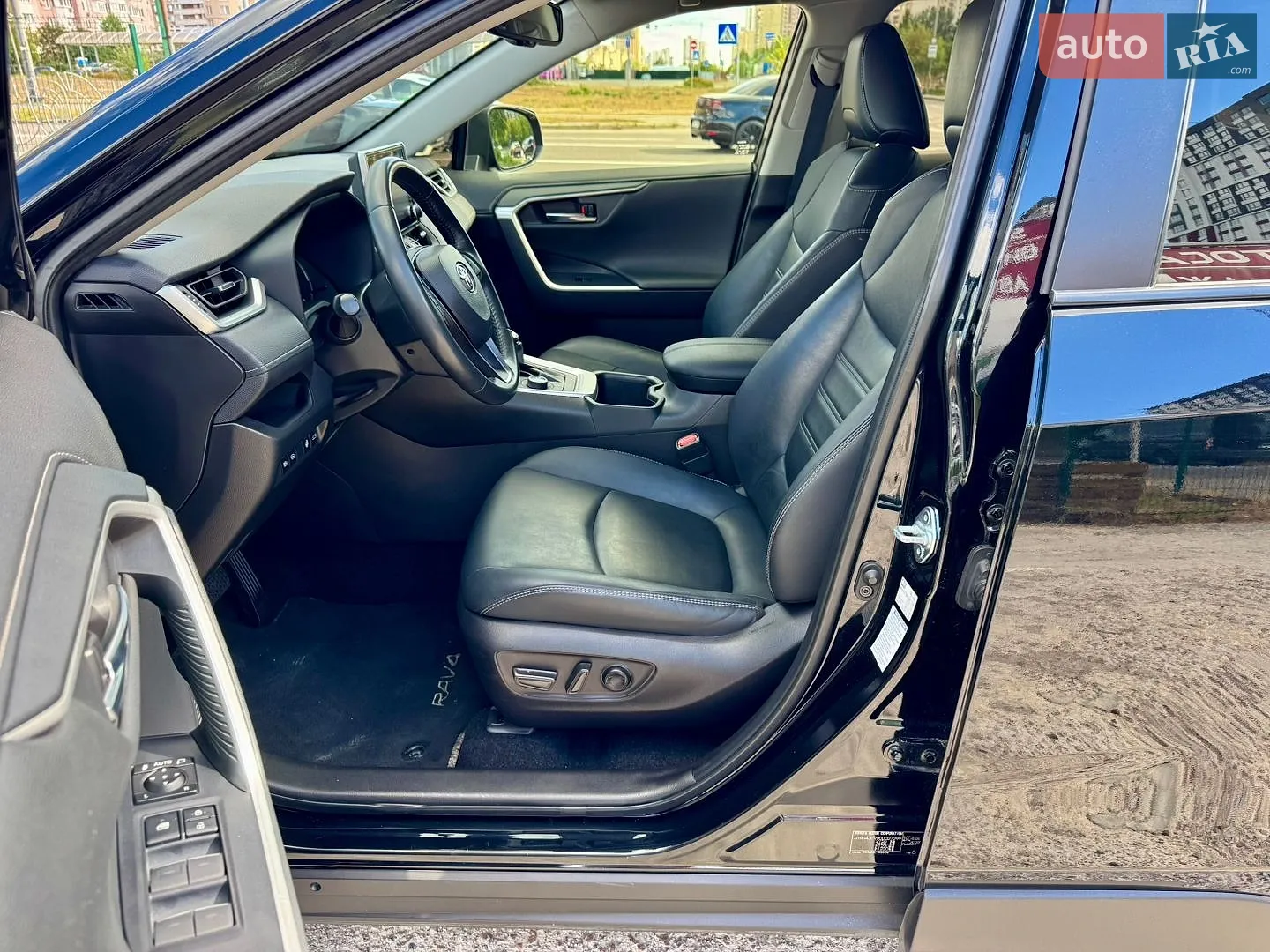 2021 Toyota RAV 4 - мініатюра 36