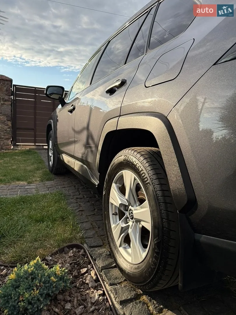 2021 Toyota RAV 4 - мініатюра 29