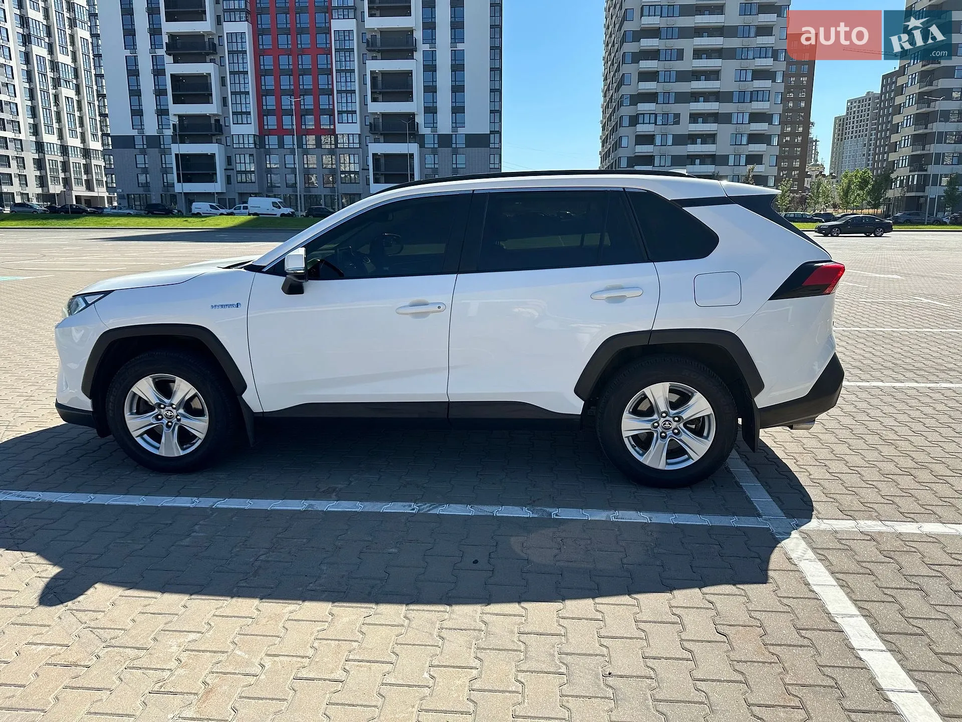 2020 Toyota RAV 4 - мініатюра 6