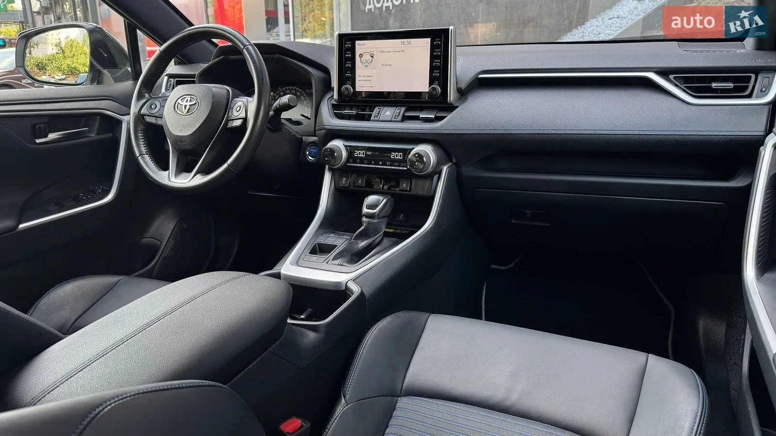 2022 Toyota RAV 4 - мініатюра 10