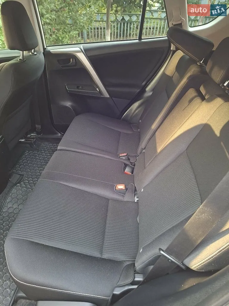 2013 Toyota RAV 4 - мініатюра 8