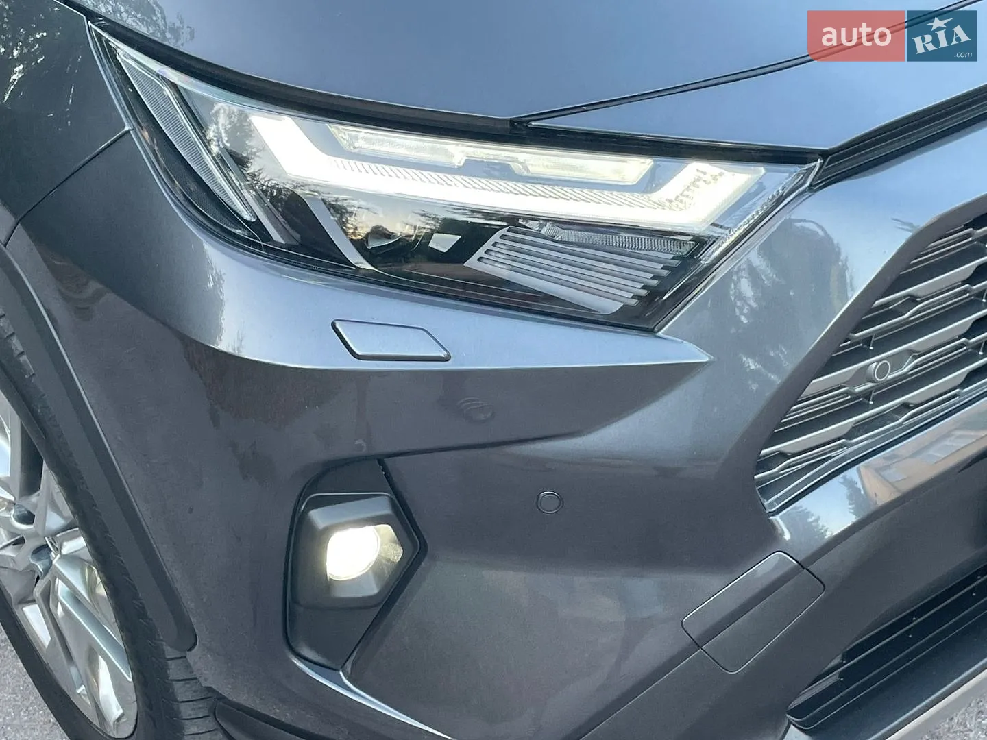 2025 Toyota RAV 4 - мініатюра 6