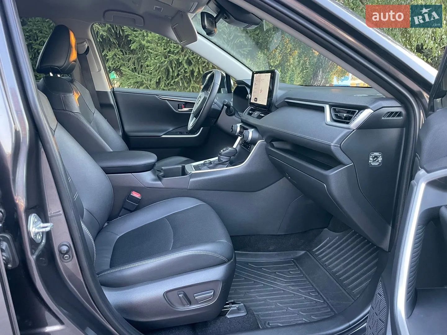 2025 Toyota RAV 4 - мініатюра 27