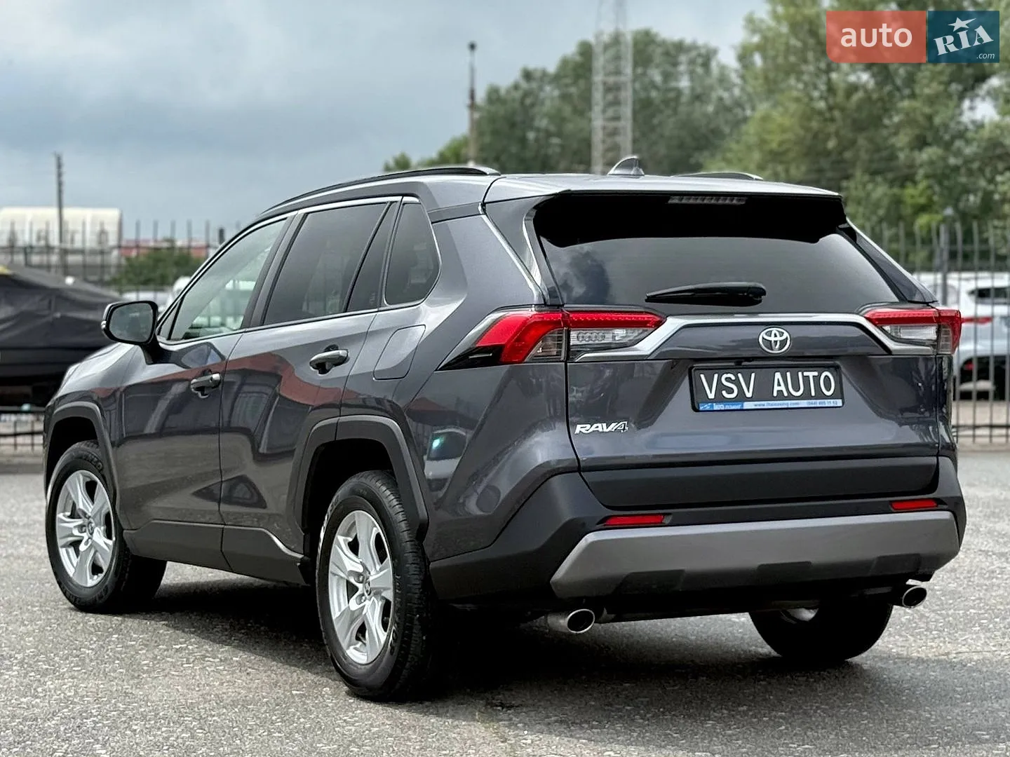 2021 Toyota RAV 4 - мініатюра 26