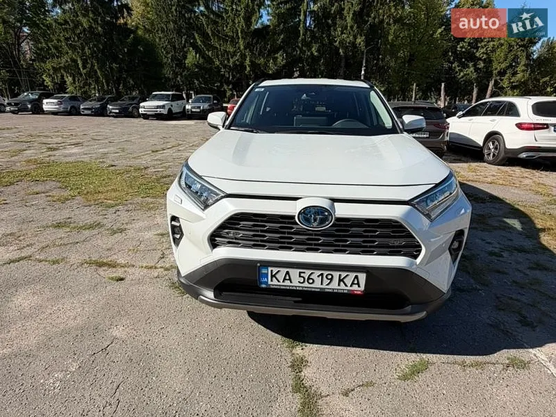 Toyota RAV4 2025