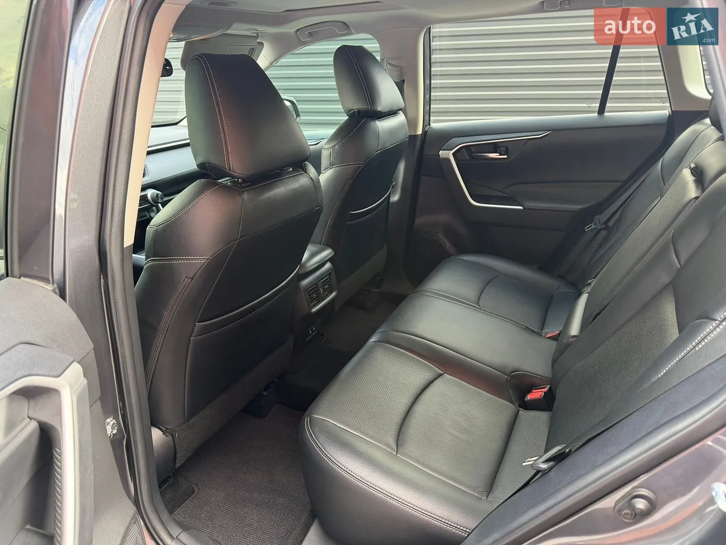 2021 Toyota RAV 4 - мініатюра 18