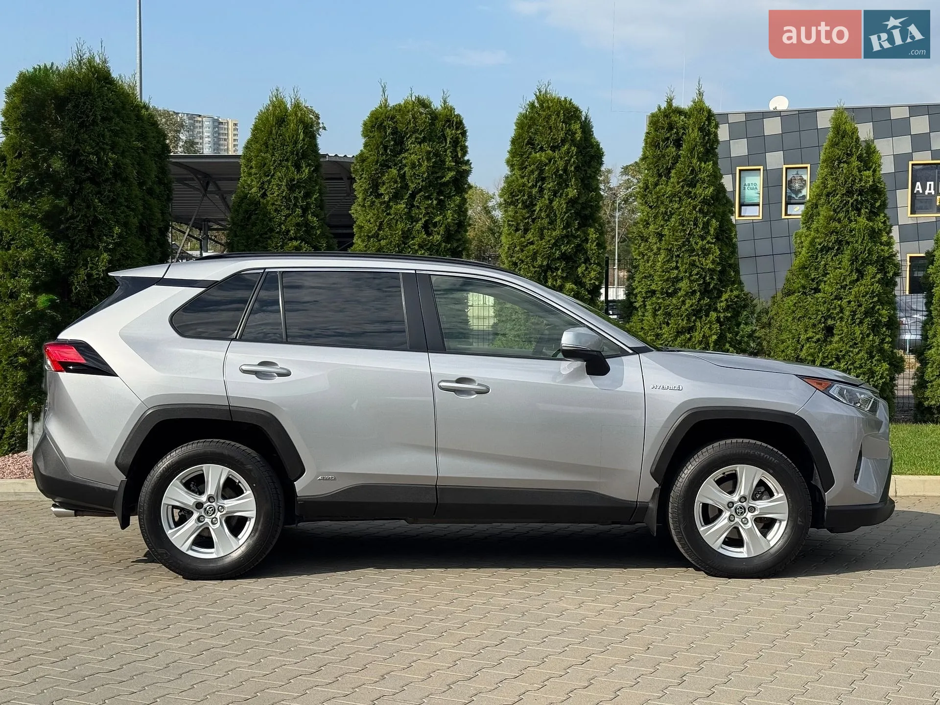 2020 Toyota RAV 4 - мініатюра 7