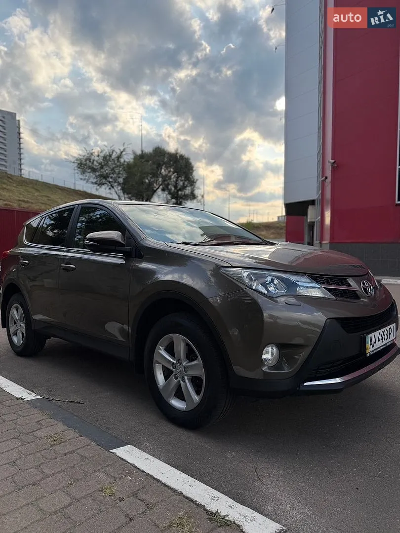 2013 Toyota RAV 4 - мініатюра 6