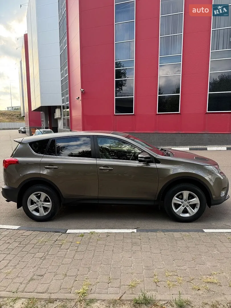 2013 Toyota RAV 4 - мініатюра 7