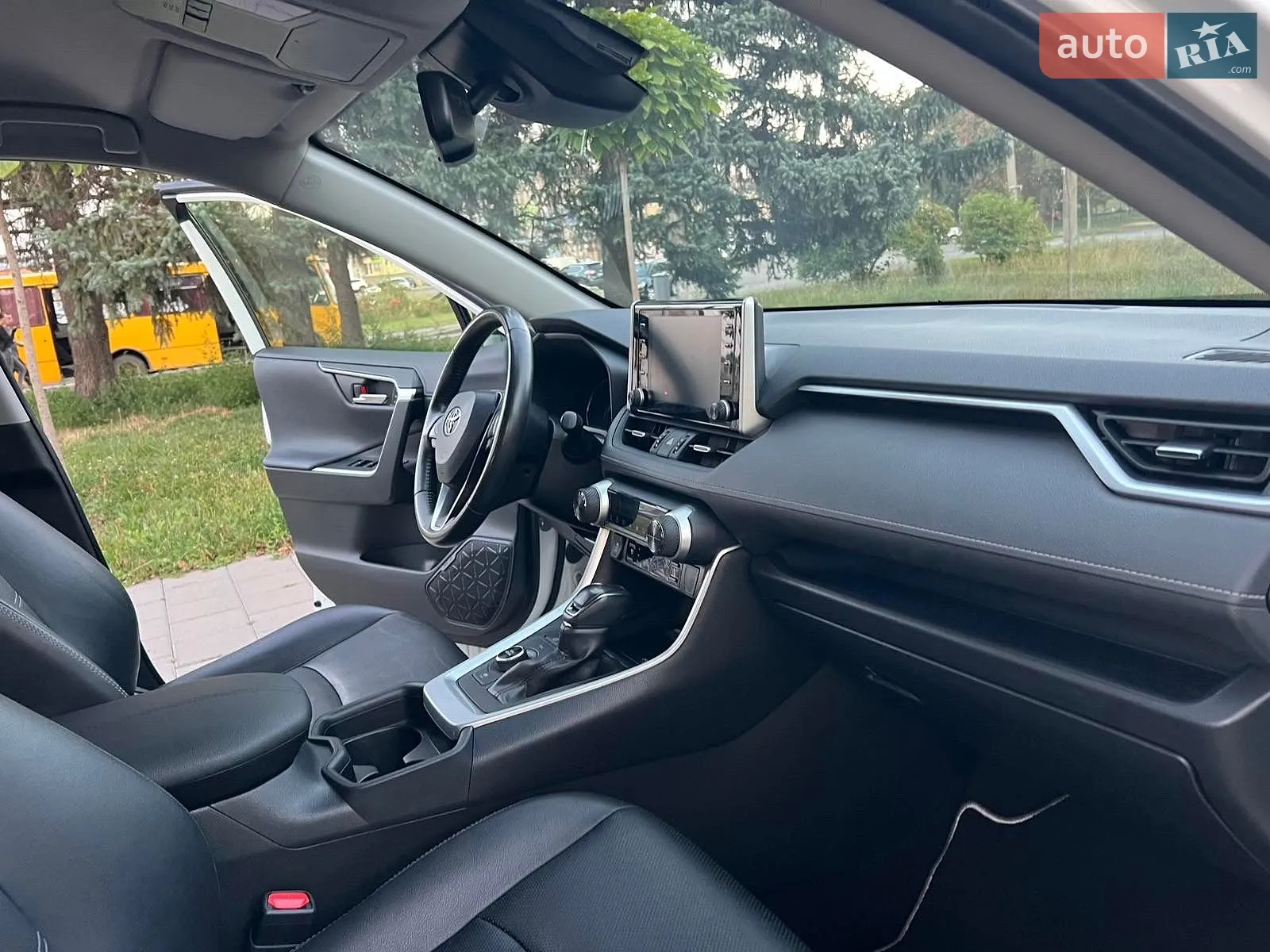 2020 Toyota RAV 4 - мініатюра 36