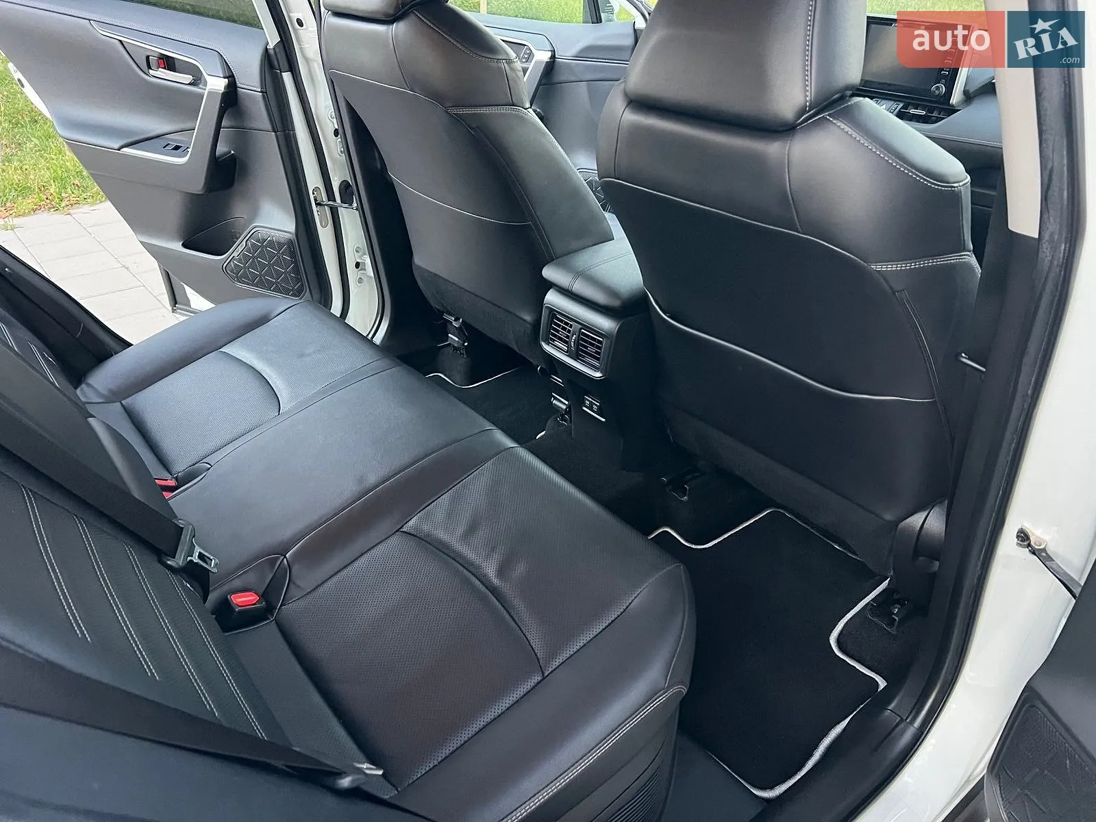 2020 Toyota RAV 4 - мініатюра 44