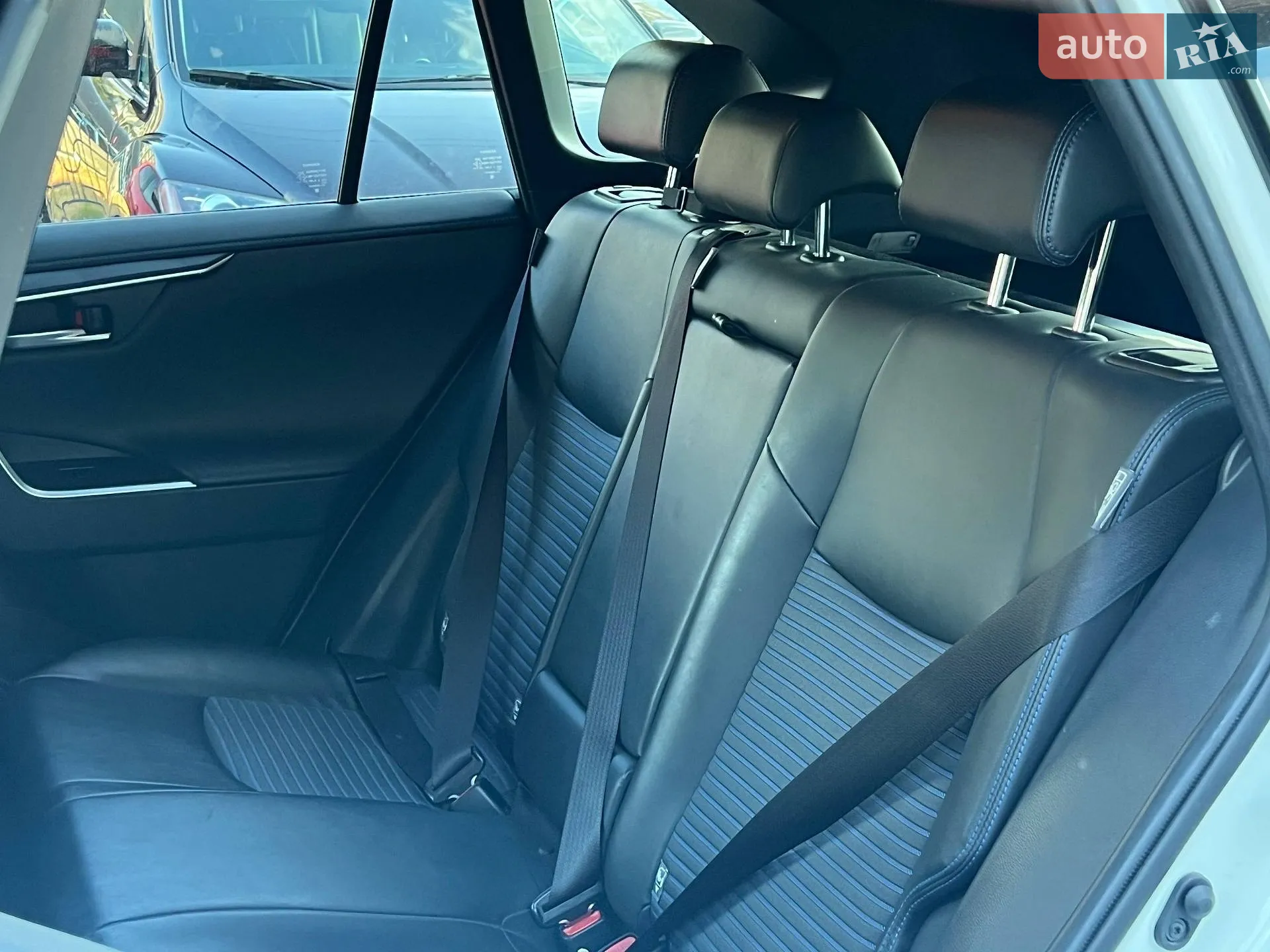 2020 Toyota RAV 4 - мініатюра 10