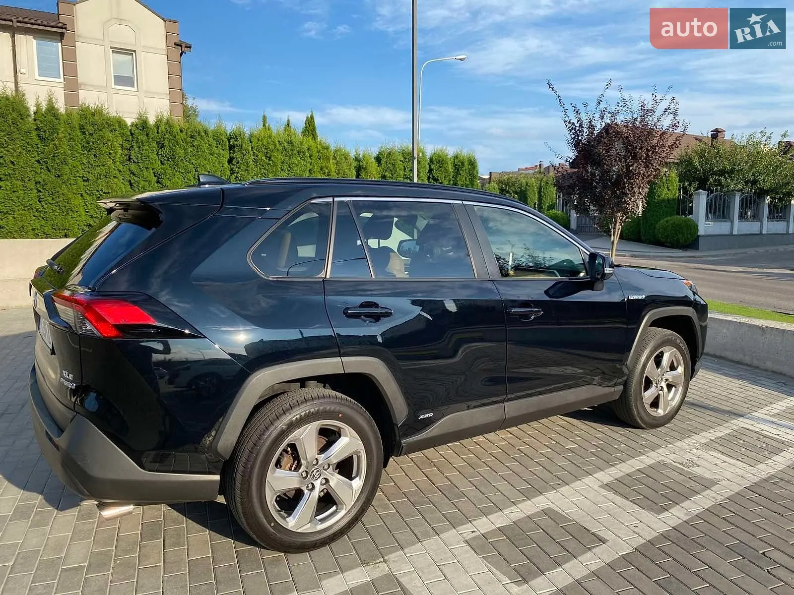 2021 Toyota RAV 4 - мініатюра 6