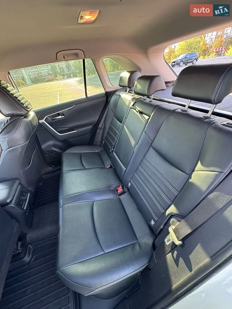 2019 Toyota RAV 4 - мініатюра 22