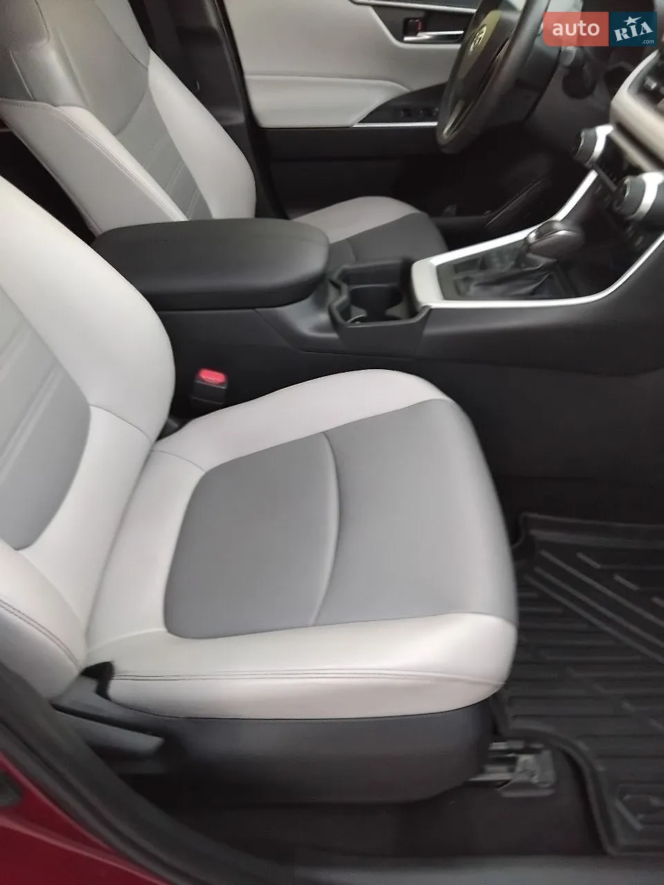 2020 Toyota RAV 4 - мініатюра 23