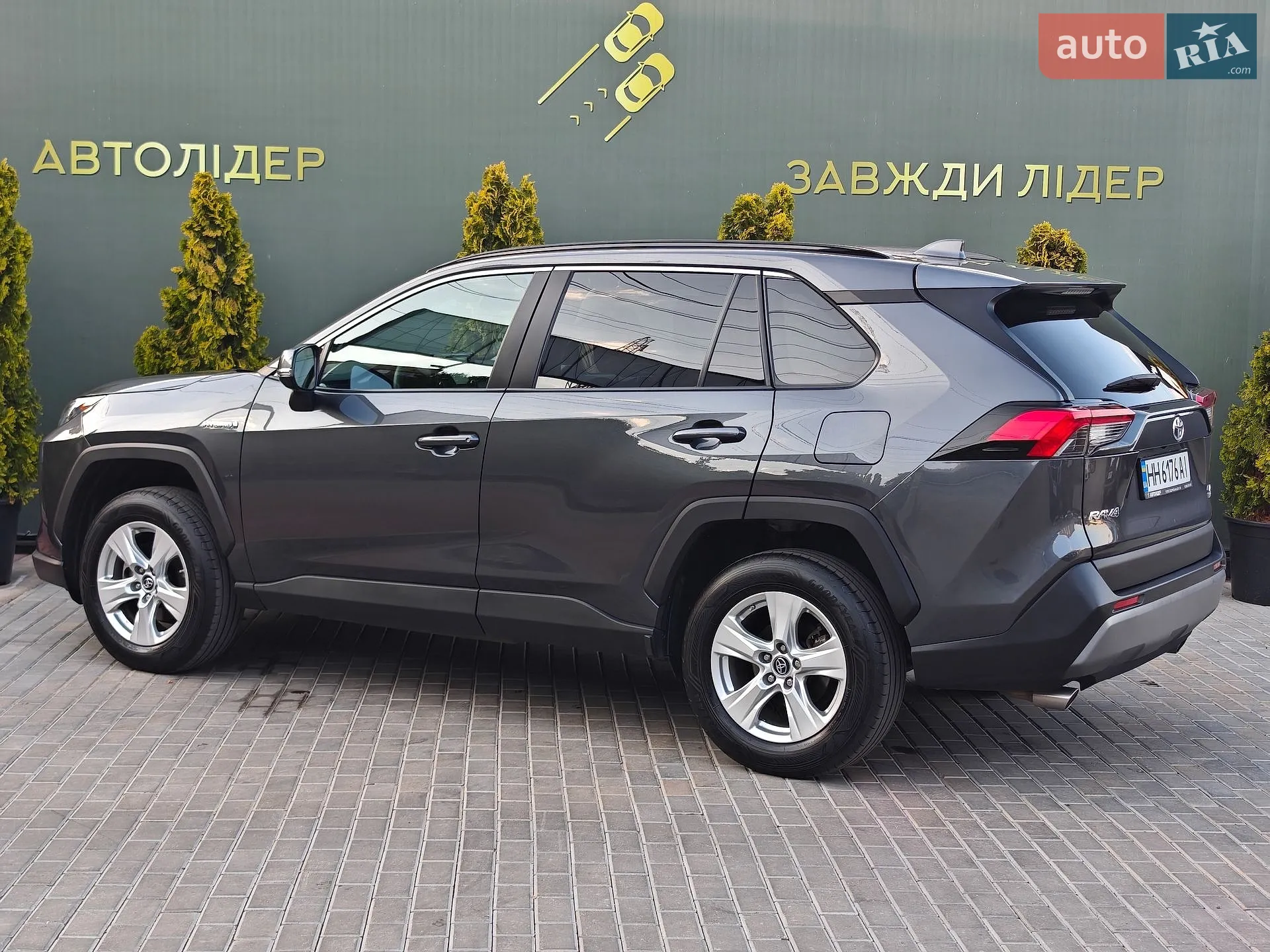 2020 Toyota RAV 4 - мініатюра 17