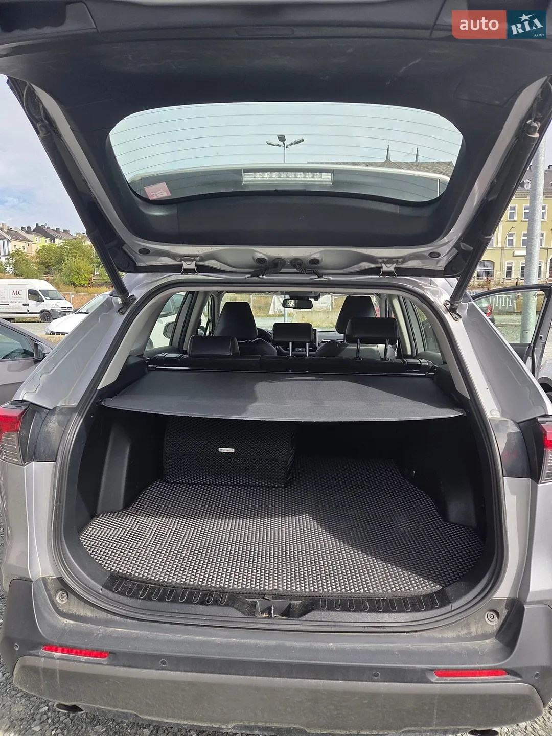 2020 Toyota RAV 4 - мініатюра 6
