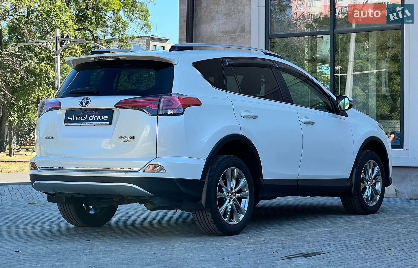 2016 Toyota RAV 4 - мініатюра 4