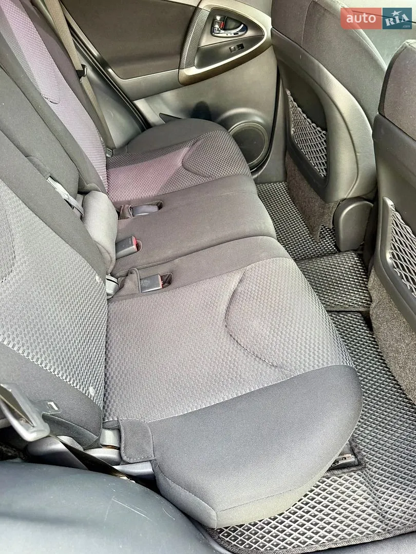 2011 Toyota RAV 4 - мініатюра 16