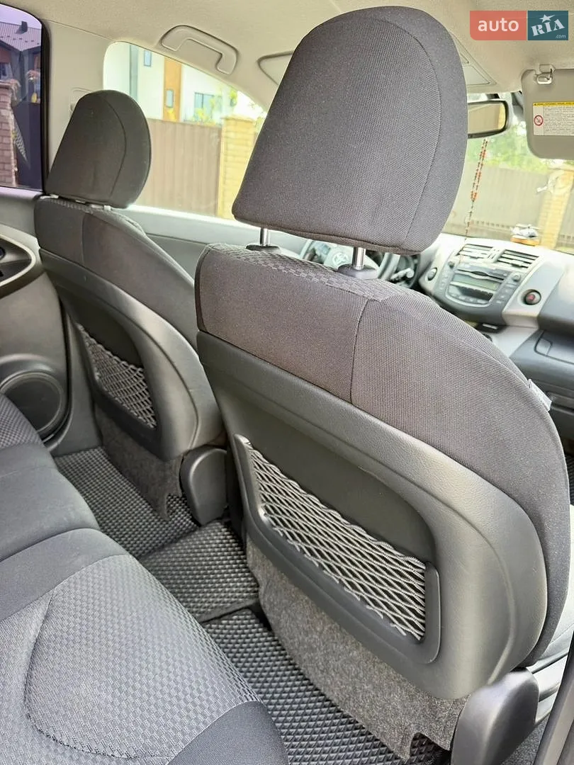 2011 Toyota RAV 4 - мініатюра 18