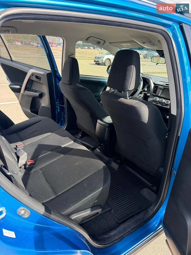 2016 Toyota RAV 4 - мініатюра 11