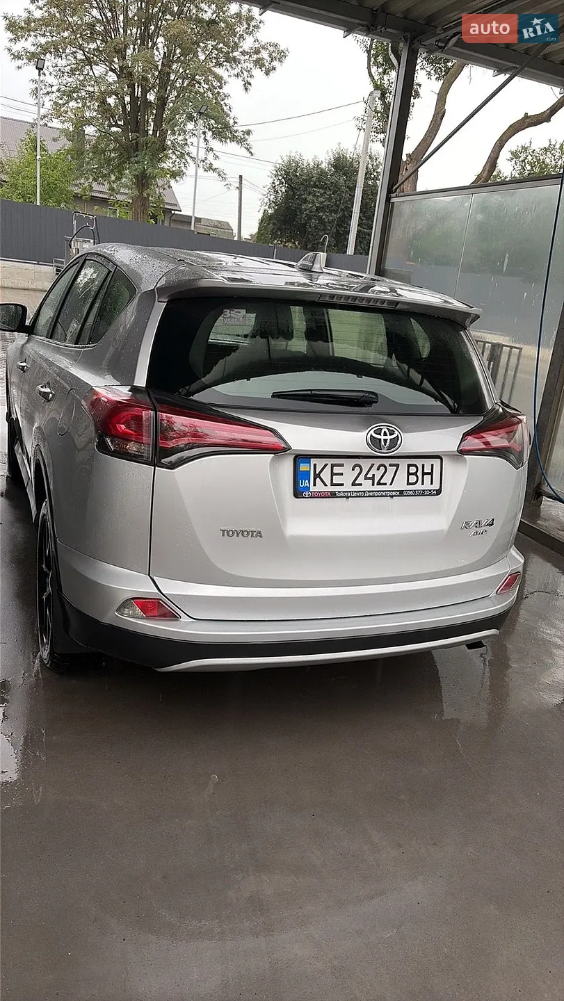 2016 Toyota RAV 4 - мініатюра 3