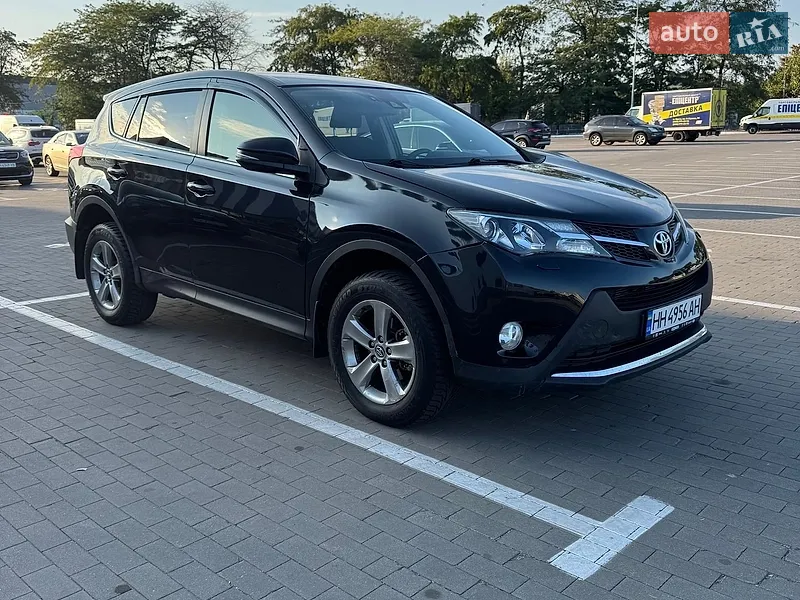 Toyota RAV4 2015