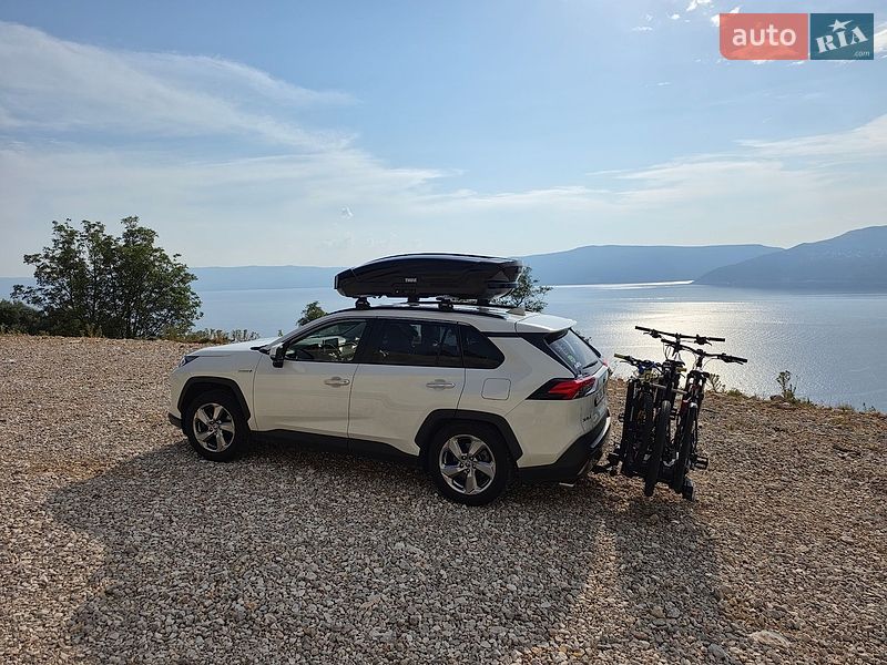Toyota RAV4 2021